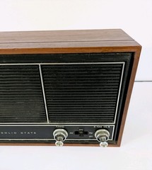 Vintage Magnavox Solid State AM/FM Radio 273 -01 – AA ,tested works good