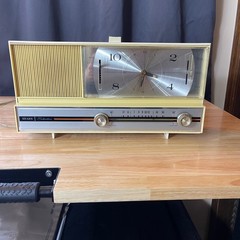 Vintage Sears Silvertone 4044 Ivory AM Clock Radio 1960s MCM Works
