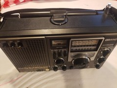Panasonic RF-2200 FM/AM/SW 8-Band Portable Radio, Works, Excellent