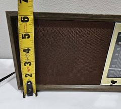 Realistic Model No. 12-689 MTA-8 Series AM/FM Radio Tested Works Great Condition