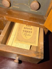 Vintage Guild Spice Chest Radio 484 Wooden Cabinet Original Paperwork UNTESTED