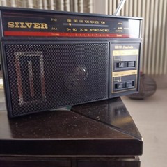 Vintage Radio silver New
