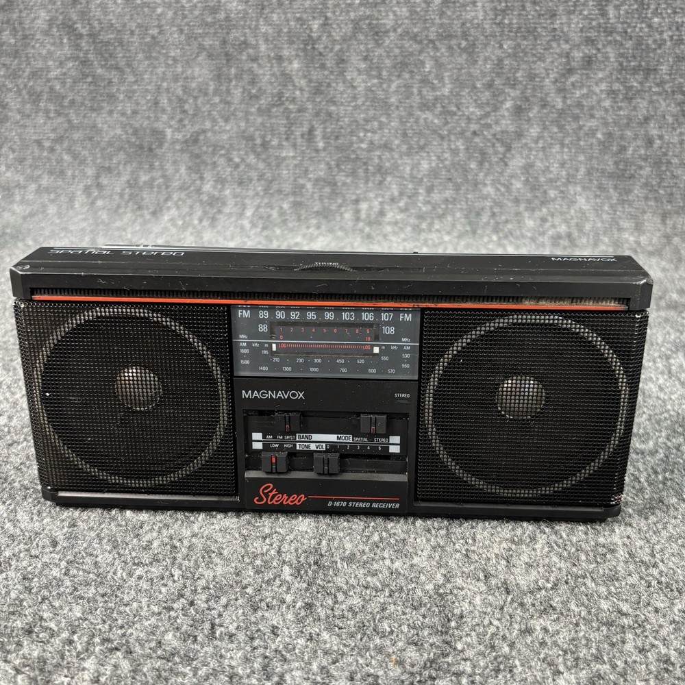 Vintage MAGNAVOX D-1670 Spatial Stereo Radio 80s Portable Tested Works