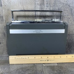 Vintage Triumph AM FM Clock Radio ac/dc Batteries Included Rare