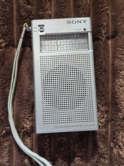 Vintage Sony ICF-210W FM/AM 2 Band Receiver Working Malaysia AA Included Radio