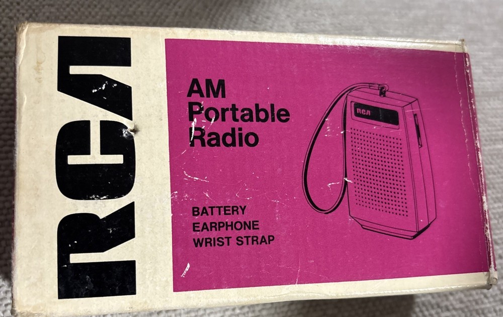 RCA PORTABLE AM POCKET RADIO WRIST STRAP EARPHONES VTG 1970’s NOS RZG-101J