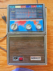 SONNET Model 181P AM/FM/Weather/Air/Police Receiver. Vtg Radio. Powers On