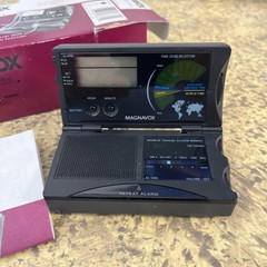 Magnavox AE4230 Travel Clock Radio World Clock LCD Display Telescopic Tested