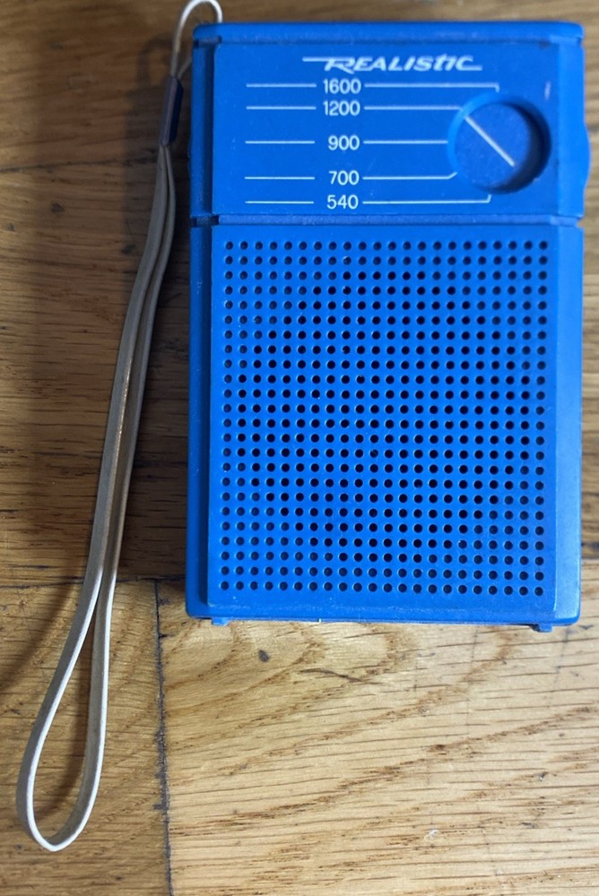Realistic Transistor Radio AM Flavoradio Pocket Blueberry Blue 12-202 Vintage