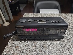 Vintage 1980&rsquo;s Sound Design Alarm Clock Radio Cassette Player 3827CBK AM / FM