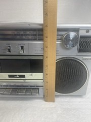Toshiba RT-120S Vintage AM/FM Radio Cassette Boombox – Non-Working Cassette