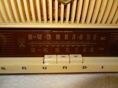 Grundig Majestic International Model: 87 USA Tube Radio