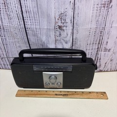 Vintage Radioshack Stereo Mate Portable Am/fm Radio Model 12-832 tested works