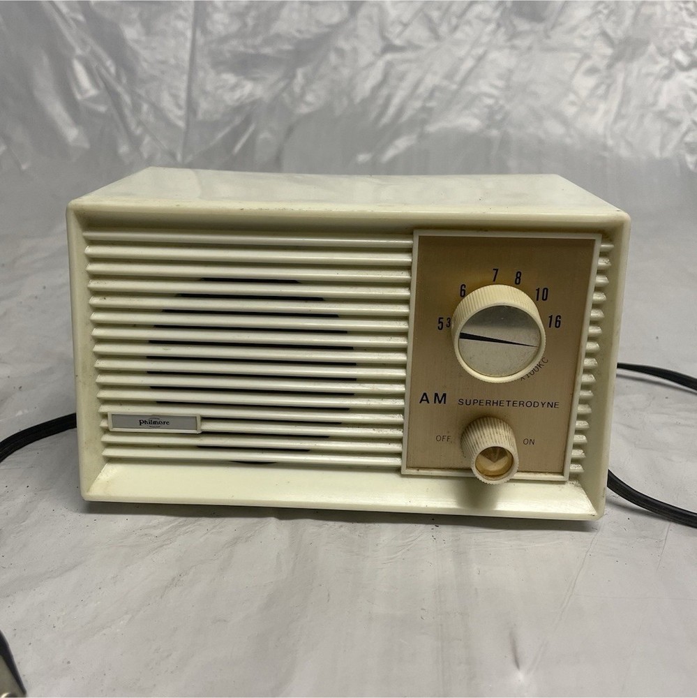 Vintage Philmore 5-Tube AM Table Radio Japan Cream Works Static As-Is