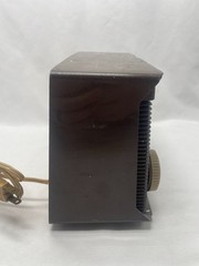 Vintage Brown « Retro Jetson&rsquo;s » 1959 Motorola Model A1N-32 AM Radio-MCM Decor