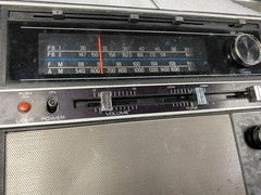 Channel Master 4 Band transistor Radio Model 6256 Working good Made In Taiwan