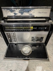 VTG Zenith Royal Trans-Oceanic D7000Y 11 Band AM/FM S/W Radio Tested W/cord