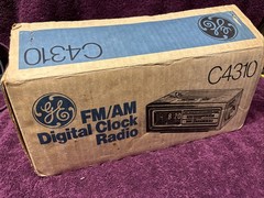 General Electric GE C4310 A Flip Clock Radio With Alarm EXCELLENT w/box