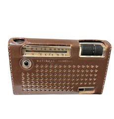 Vintage National Panasonic T-801H 2 Band 8 Transistor Radio