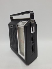 PANASONIC Portable Radio Model RF-689C FM/AM Vintage No Cord/Takes 9V (NI) WORKS