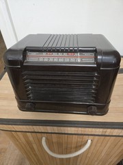 RCA Victor 14X Vintage Tabletop Tube Radio Shortwave Analog Tuning