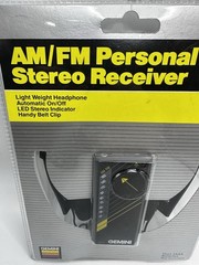 GEMINI AM/ FM Personal STEREO RECEIVER W/Ultra-Light Headphone Model AS12K NEW!
