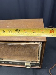 Vintage Motorola AM/FM Visilite Twin Speaker Radio TT31DS WORKING