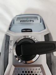 VTG Diaster Preparation Philips AE1000 Portable Radio AM/FM Self Powered Retro