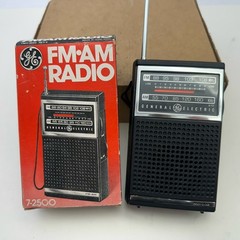 Vintage General Electric – AM/FM Handheld Radio Model 7-2500A Tested Works *READ