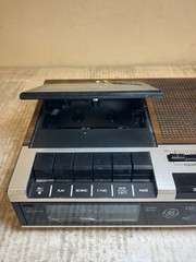 Vintage GE 7-4956B General Electric Alarm Clock Radio Cassette Tape Recorder