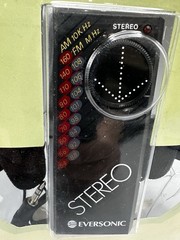 EVERSONIC FM STEREO RECEIVER W/Ultra-Light Headphone Model 4010 NEW!