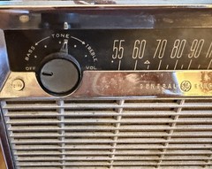 GE P-780 AM Radio Portable Silver Black Brown