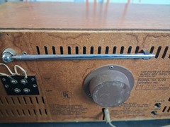 Vintage Sears Model 8021 AM/FM clock Radio w/ 8&Prime; Black White Television