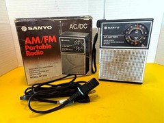 Vintage Sanyo RP-5115U Portable Radio Black AM/FM 2-Band Solid State with Cable
