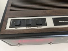 Vintage Sears Com/Trek AM/FM Clock Radio – Works!!! For Use or Parts