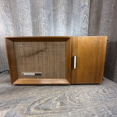 Fab Panasonic MCM Am Fm Radio RE-7487 w/Door Danish Style Teak – As Is