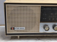 Vintage National Panasonic RE-744 FM AM 2-Band Tube Radio Made in Japan ~