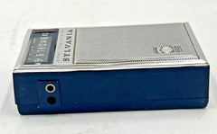Antique Rare Sylvania TR-25 Pocket 8 Transistor Radio-Works (EL1134433)