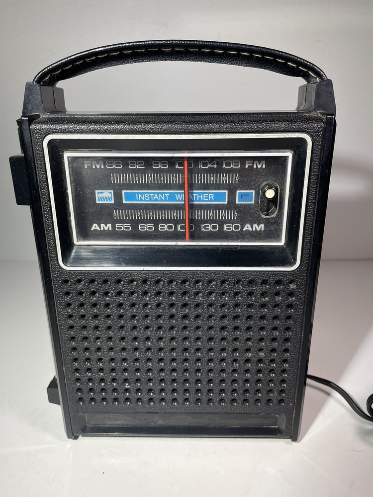 Vintage GE Portable 2 Way Power Radio AM FM Model 7-2800B Instant Weather AC/DC