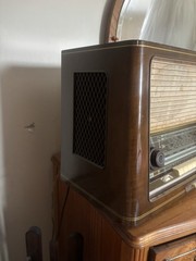 SABA Meersburg Vintage Tabletop Tube Radio, Shortwave, Wood Cabinet