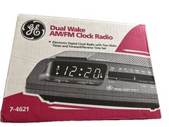 New VINTAGE GE Digital Clock Radio 7-4621 AM/FM Alarm NEW Sealed