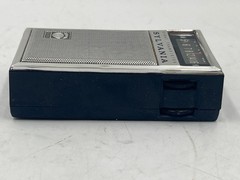 Antique Rare Sylvania TR-25 Pocket 8 Transistor Radio-Works (EL1134433)