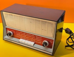 Vintage Radio Philips / Video