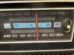 Vintage GE Portable 2 Way Power Radio AM FM Model 7-2800B Instant Weather AC/DC
