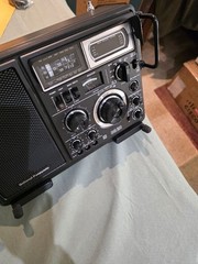PANASONIC RF 2800/DR28 IN EXCELLENT CONDITION COMES WITH MANUAL, POWER CORD,BELT