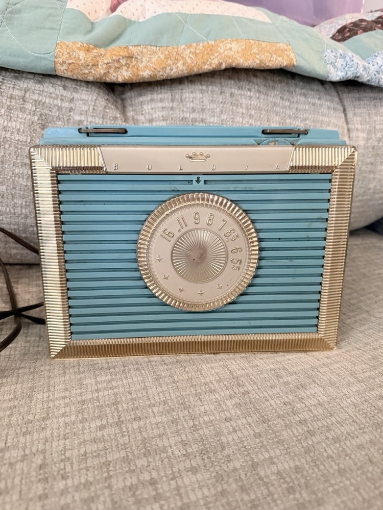 Vintage The Companion By BULOVA Portable Vacuum Tube Radio Teal Blue Gold Trim