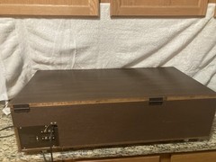 VINTAGE PANOSONIC MODEL SE-1318 PHONOGRAGH/RADIO W/BUILT IN SPEAKERS *VERY RARE*