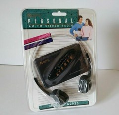 Vintage 80s GPX A2935 Personal AM/FM Stereo Radio Music Player + Belt Clip NEW!