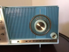 VINTAGE, 1960’S, MOTOROLA TABLETOP CLOCK RADIO, AZURE BLUE, MODEL C18B 23!!!