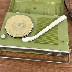 1960’s Simpson Sears AC/DC Solid State Radio /Phonograph Model 17907 Mid Century
